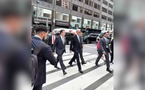 Luis Abinader en Nueva York durante la Asamblea General ONU: El presidente dominicano camina por Manhattan y marca presencia global