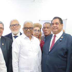 Abinader lanza pensión de RD$40,000 a 29 notarios vulnerables: Un alivio para el pueblo