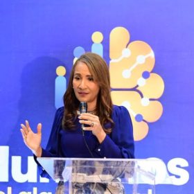 Cumbre en Santo Domingo redefine el futuro del trabajo frente a la IA