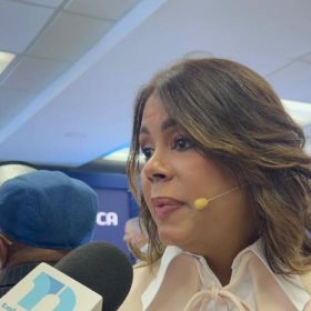 EDUCA advierte sobre riesgos de la IA y pide a familias aliarse con escuelas