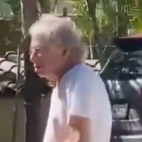 Escándalo en Ciudad Juan Bosch: ¿Por qué un vecino armó a la comunidad con amenazas tras una discución por estacionamiento?