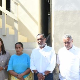 Hermanos Frías reciben la vivienda construida por el Gobierno