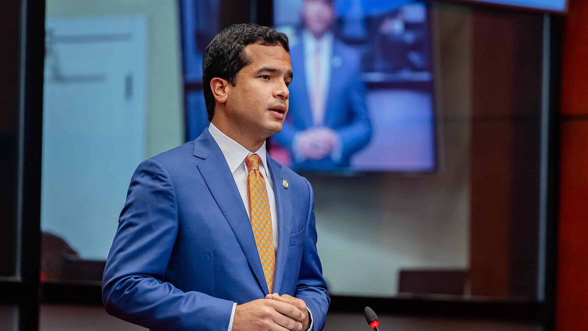 Omar Fernández cuestiona la fiscalización del Congreso