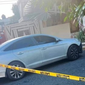 Policía busca a 4 hombres por muerte de taxista en Santo Domingo Este