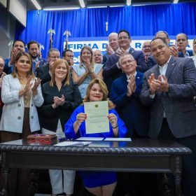 Puerto Rico pide su admisión como estado: El sueño caribeño se hace realidad bajo la administración Trump