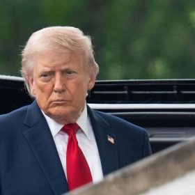 Trump y Putin se ponen al teléfono por la alarma de la peste neumónica